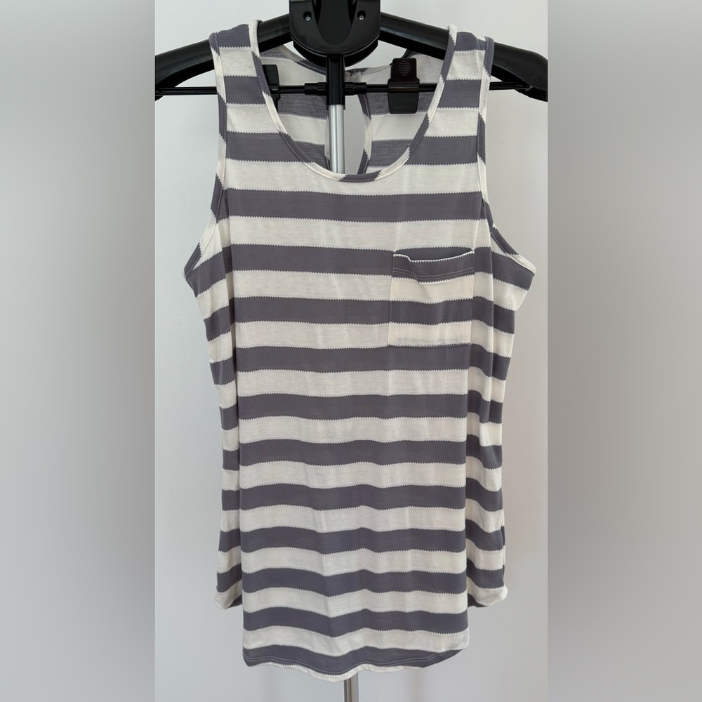 Papermoon | Eagan Gray & White One Pocket Knit Tank Top | Size Medium